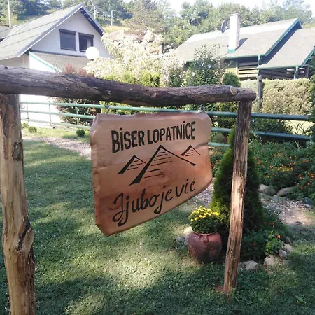 בית נופש Homes Biser Lopatnice Lopatnica